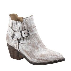 Diba True Mud Play Vintage Leather Distressed Booties Size 8